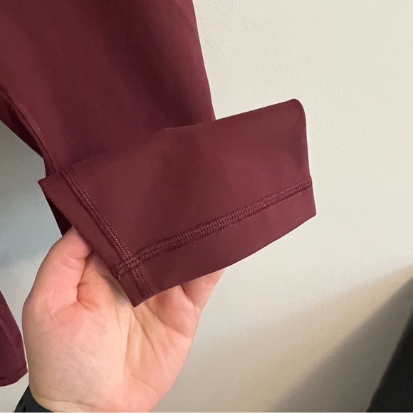 Lululemon Wonder Train High Rise Crop 21” - Picture 7 of 8